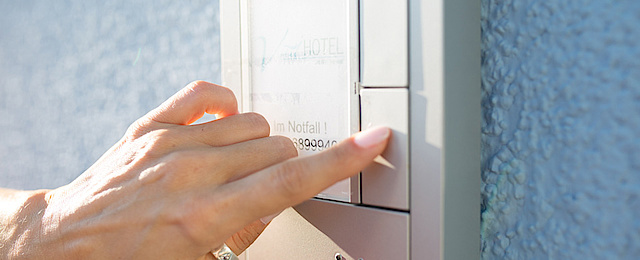 Sprech­anlagen bei EES Eichsfelder-Elektro-Service GmbH in Deuna